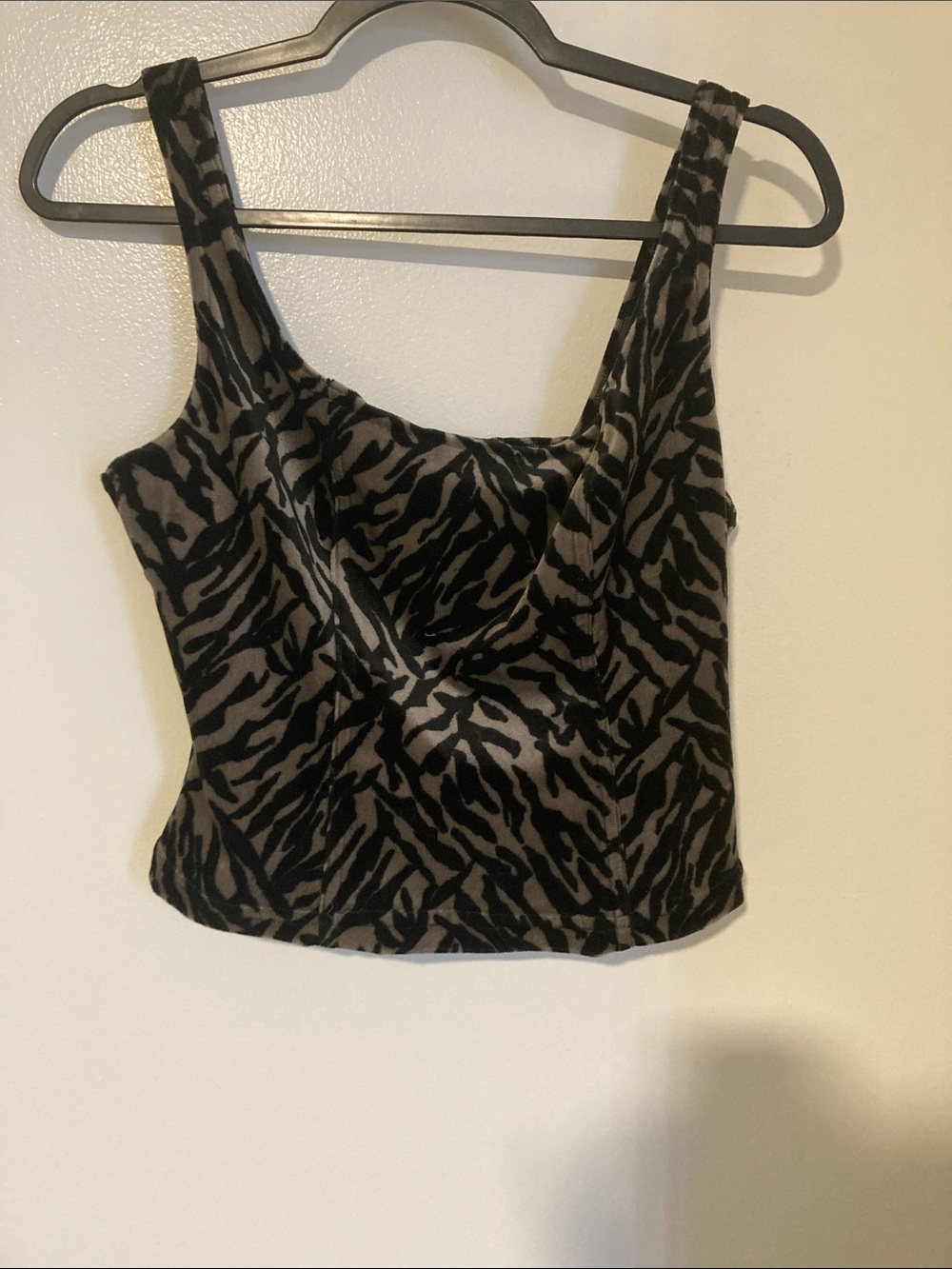 Sean Collection Black & Taupe Zebra-Print Crop Camisole
